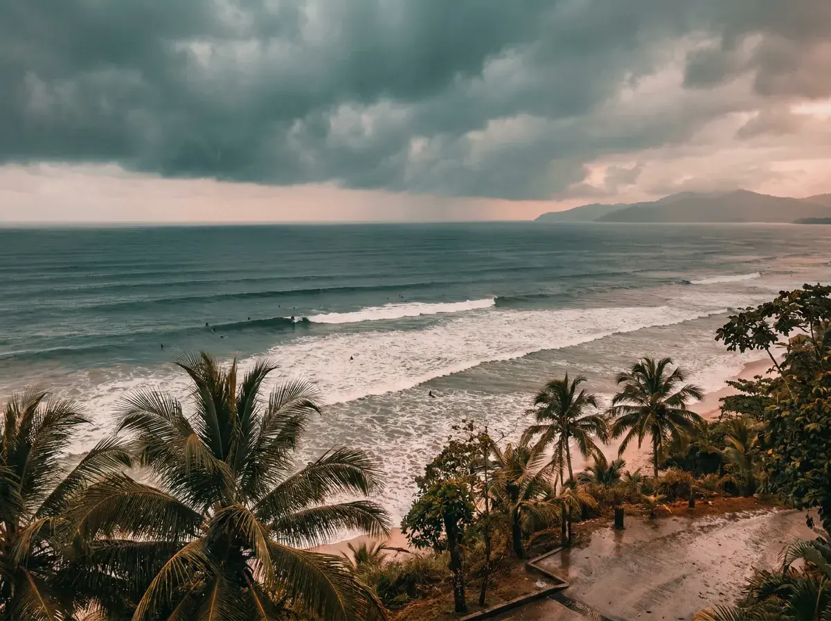 Santa Teresa Surf Season Guide: Month-by-Month