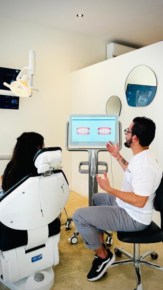 Costa Smiles Dentist photo 2