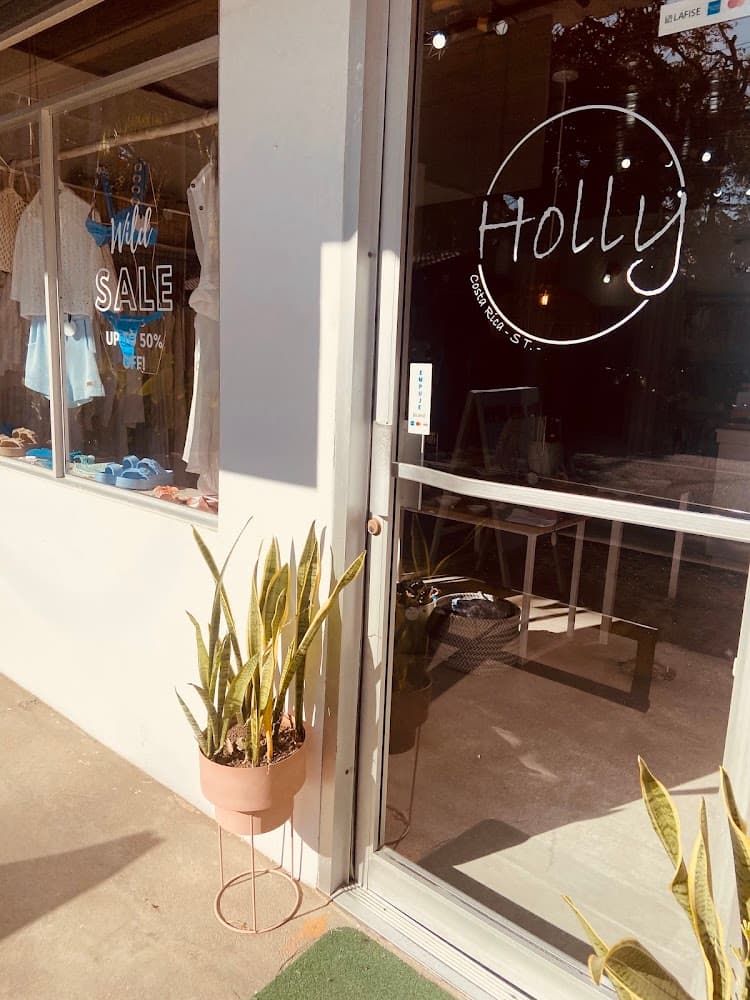 Holly Clothes Shop